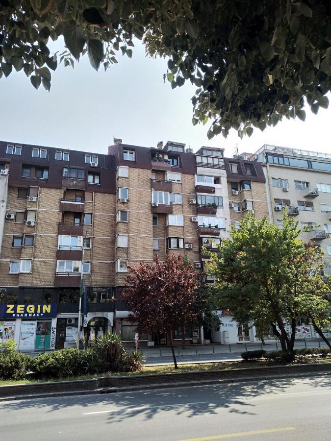 Skopje City Center Red Apartment Экстерьер фото